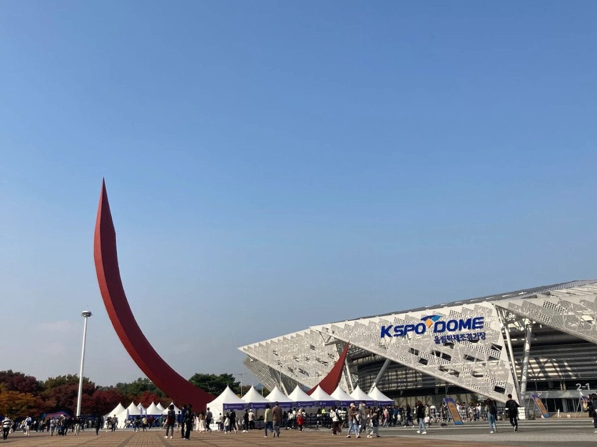 KSPO dome is K pop concert stadium