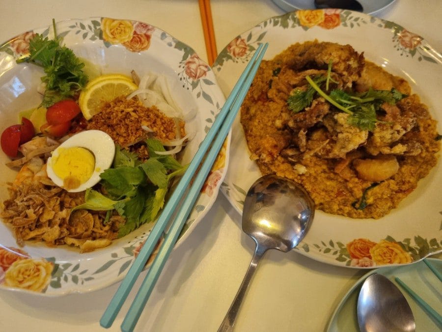 가장 큰 문제점은 이 곳은 주차가 불가하다는 점이다. 가게 앞에 빈 자리가 있지만, 단속이 들어온다고 함..