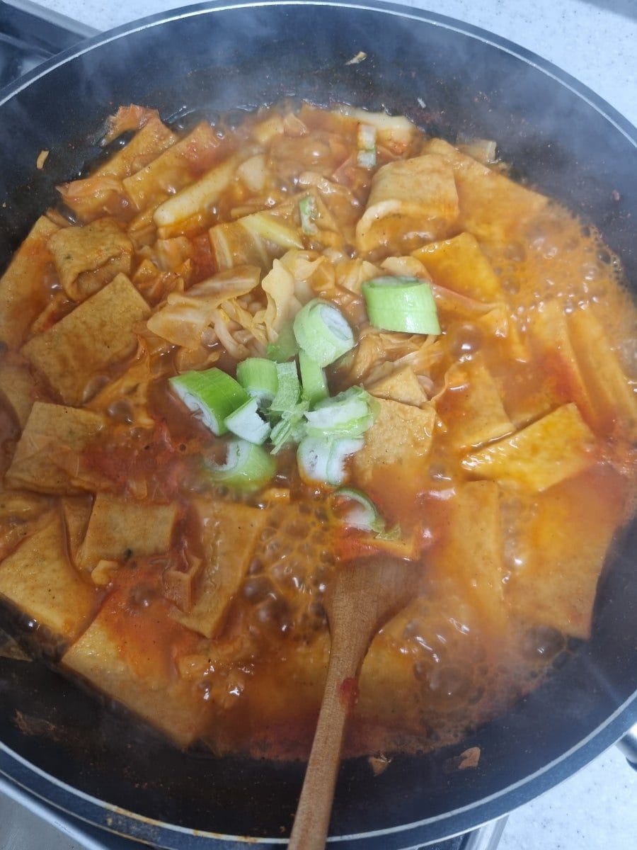떡볶이 레시피를 알게 되어 오늘은 직접 만들어 보았습니다.