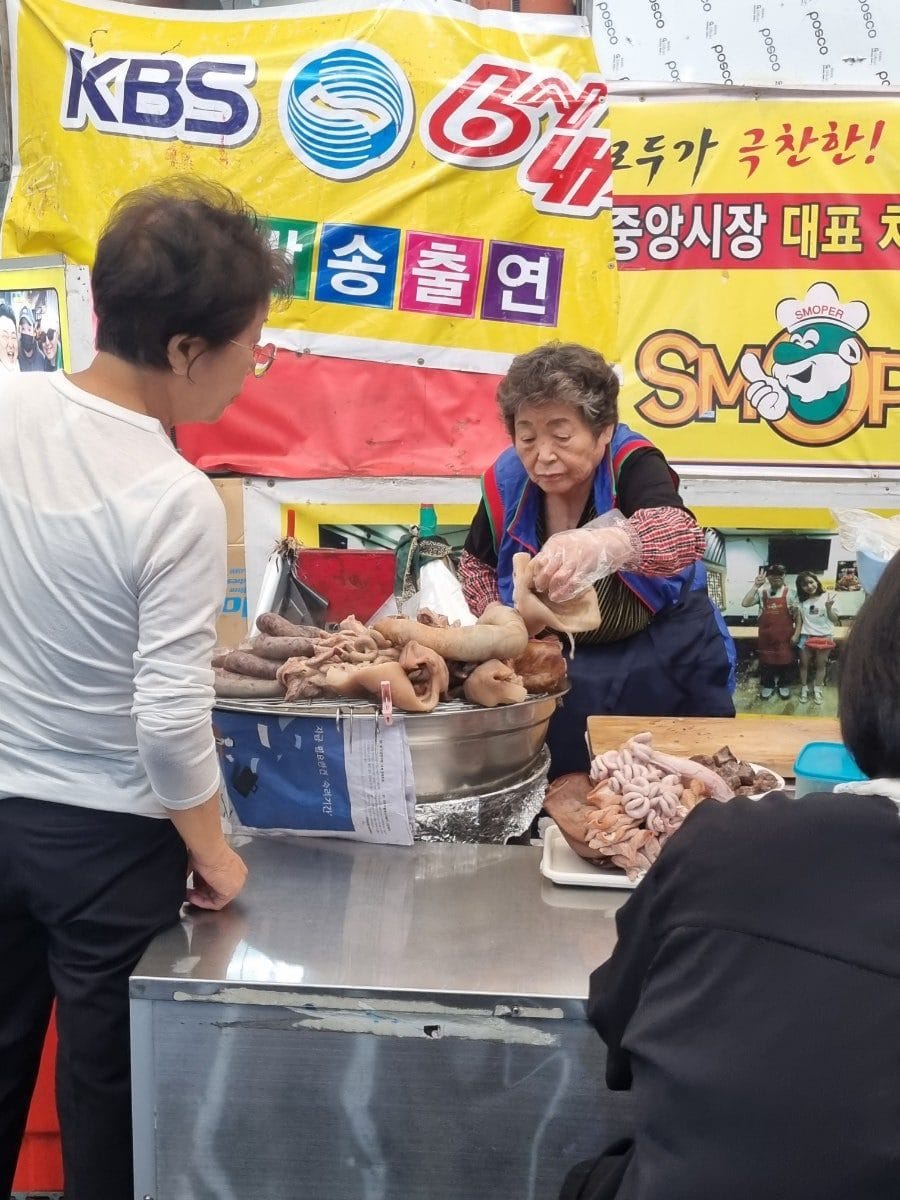 이미 밥 먹어서 아쉽지만 다음에는 이곳으로 방문 예정.
