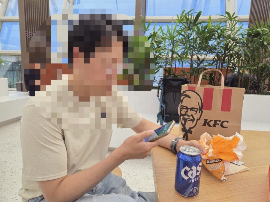 인천공항 도착 후 면세품 찾고 부랴부랴 식당도 못 가고