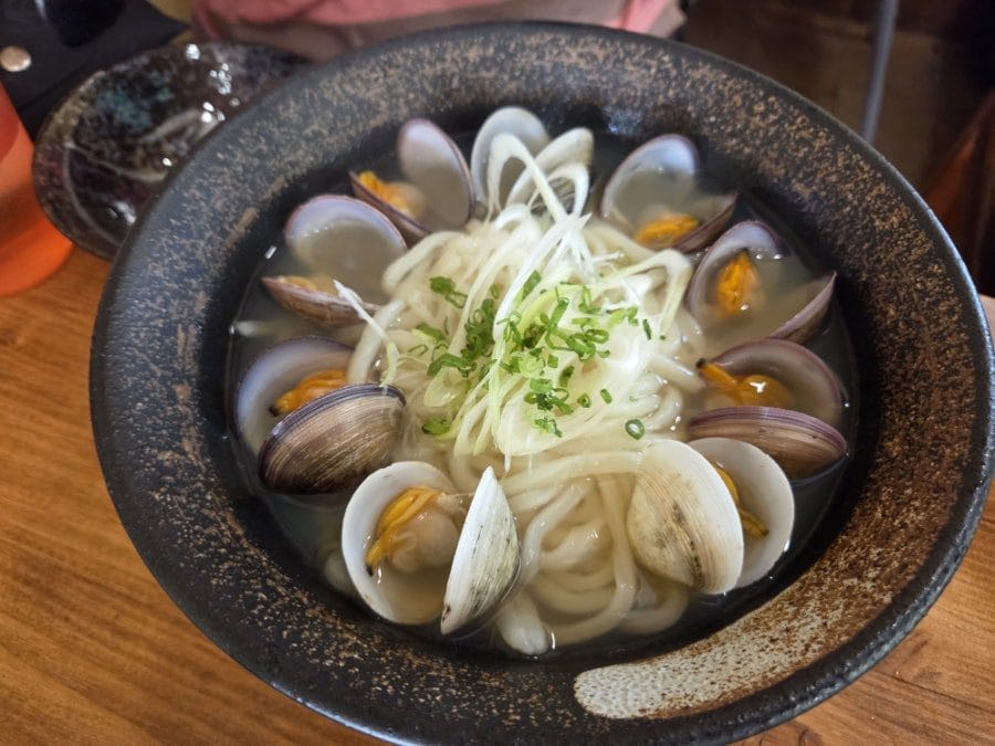 맛있어 보이긴함